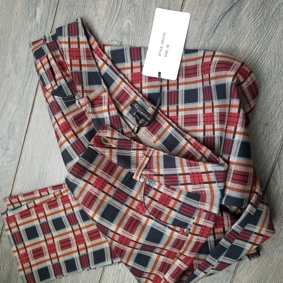 Pants - Picture 3 of 4